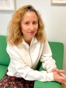 Rocío Rubio, psicóloga sanitaria, en su consulta de Murcia